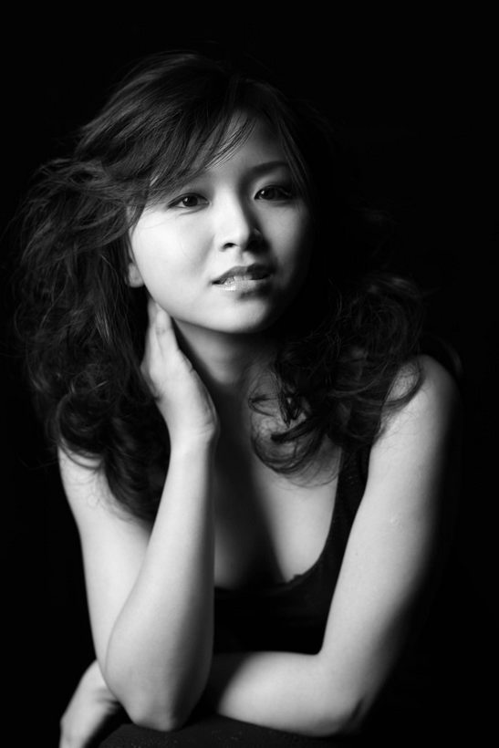 新华社专访中国青年女钢琴家陈洁(图)