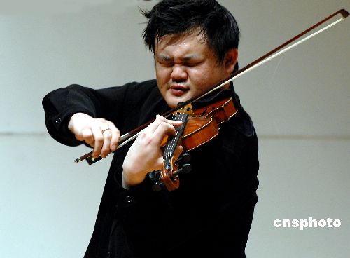 中国小提琴演奏家李传韵