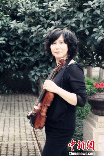 旅美小提琴博士韦妹妹：“玩”室内乐是一种修养