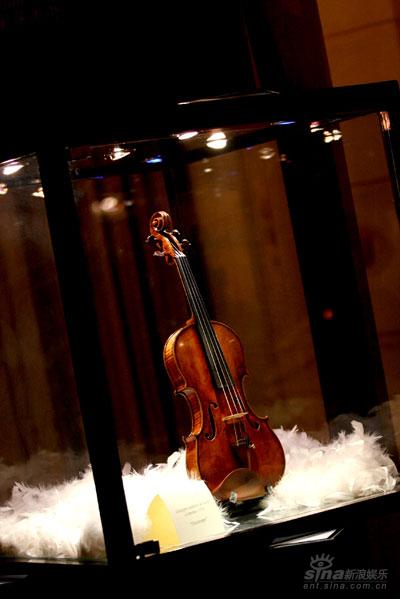 世界最昂贵小提琴亮相北京价值两千万美金(图)