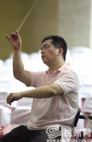 杭州爱乐乐团引贤纳才无国界首席指挥断言：不出3年，成为国内一流