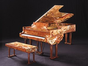 世界最贵艺术钢琴亮相世博会(图)