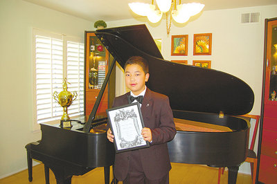 11岁华裔夺国际钢琴赛首奖