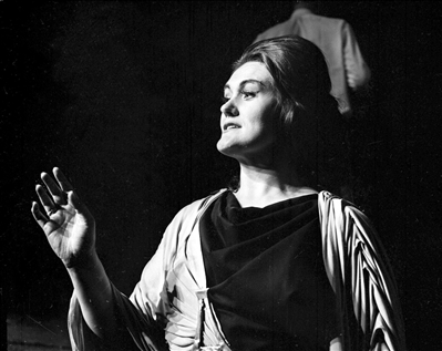 1967年，萨瑟兰在《奥菲欧与尤丽狄茜》中的表演