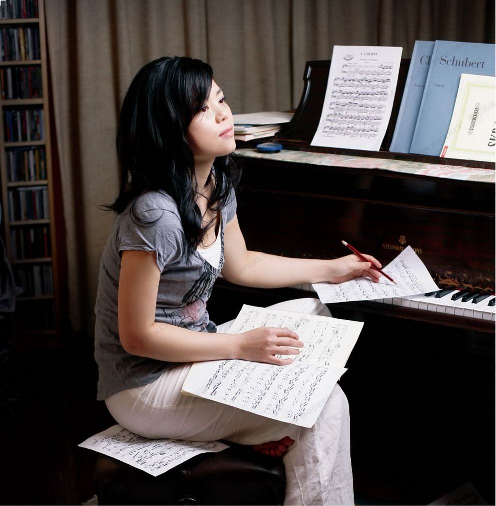 青年钢琴家陈萨精彩图片（3）